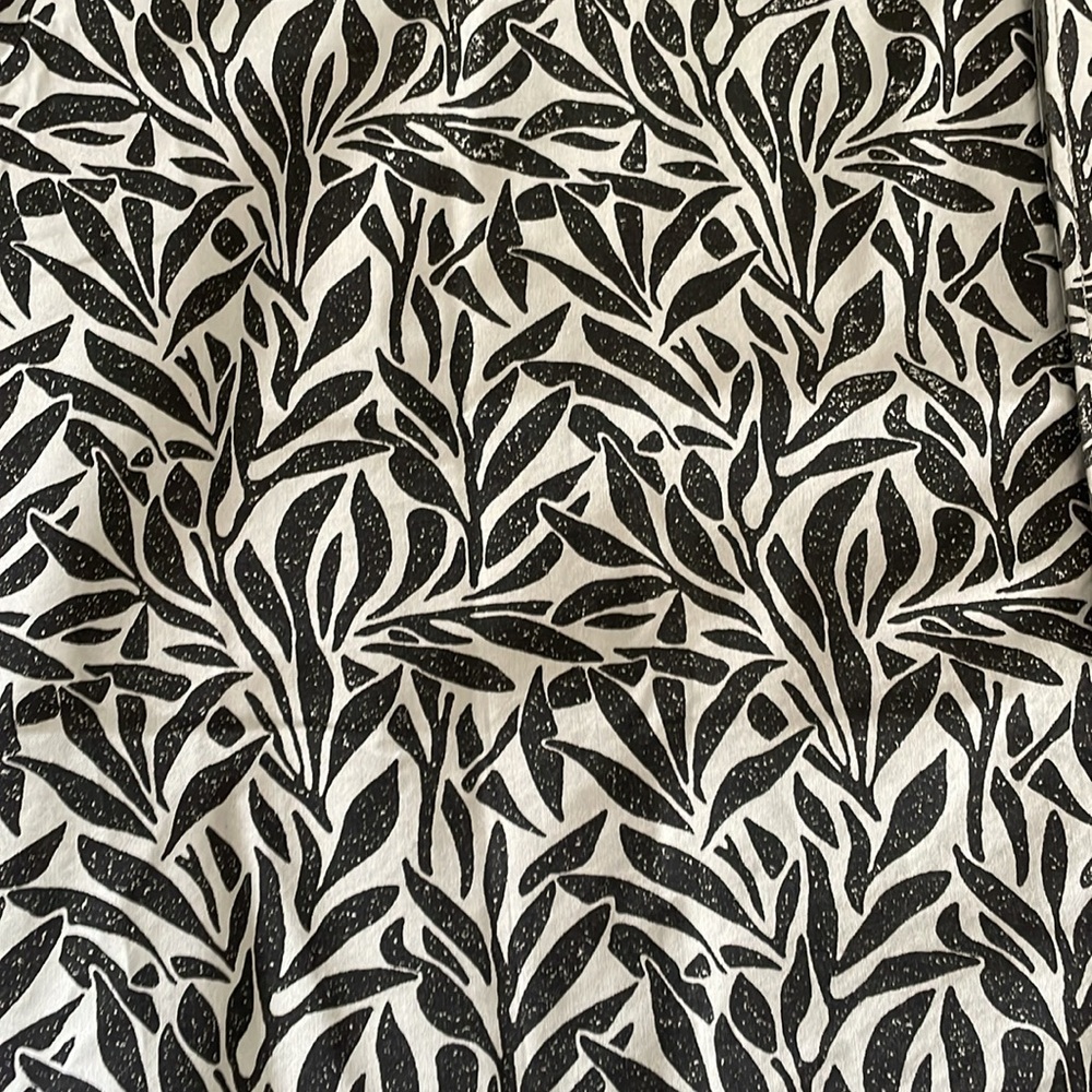 Volcom Button Up Shirt Size Medium Classic Fit. - image 5